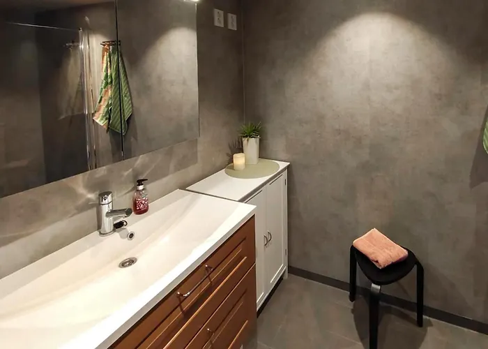 Amazing In Apartment *